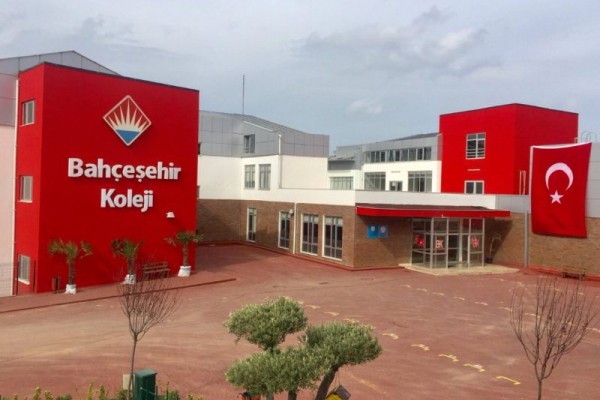 Bahçeşehir Koleji İzmir Kampüsleri